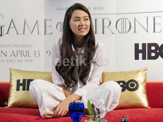 Jessica Henwick feet photo thumbnail