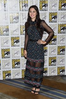 Jessica Henwick feet photo thumbnail