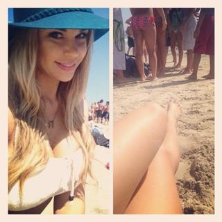 Jessica Hinton feet photo 10