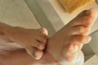 Jessica Hinton feet photo 14