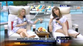 Jessica Holmes feet photo 1