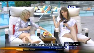 Jessica Holmes feet photo 20