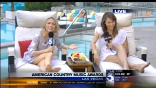 Jessica Holmes feet photo 17