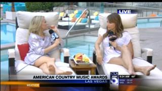 Jessica Holmes feet photo 13