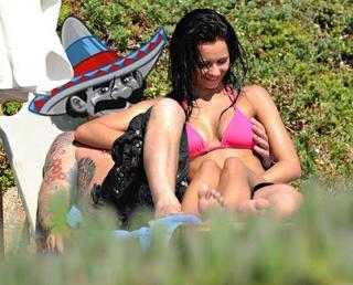 Jessica-Jane Stafford feet photo thumbnail