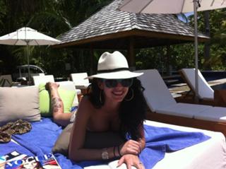 Jessica-Jane Stafford feet photo thumbnail
