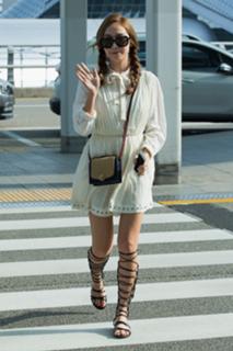 Jessica Jung feet photo thumbnail