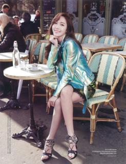 Jessica Jung feet photo thumbnail