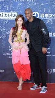 Jessica Jung feet photo thumbnail