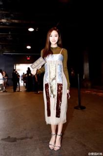 Jessica Jung feet photo thumbnail