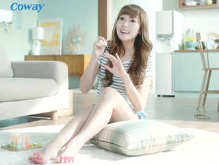Jessica Jung feet photo thumbnail