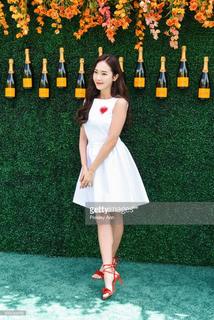 Jessica Jung feet photo thumbnail