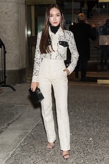 Jessica Jung feet photo thumbnail