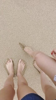 Jessica Jung feet photo thumbnail
