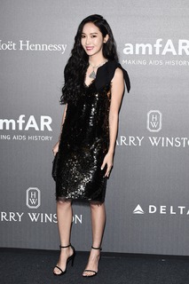 Jessica Jung feet photo thumbnail