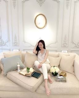 Jessica Jung feet photo thumbnail