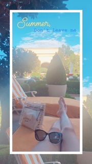 Jessica Jung feet photo thumbnail