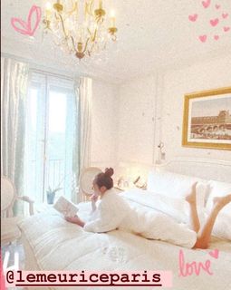 Jessica Jung feet photo thumbnail