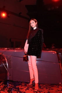 Jessica Jung feet photo thumbnail