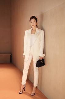 Jessica Jung feet photo thumbnail