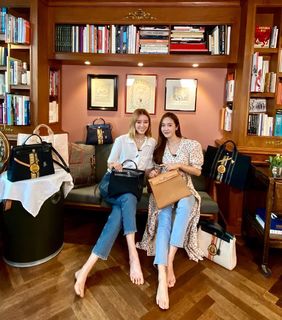 Jessica Jung feet photo thumbnail