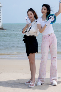 Jessica Jung feet photo thumbnail