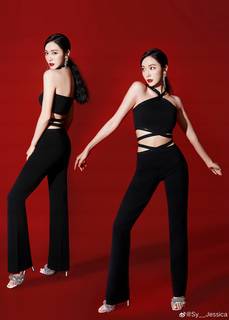 Jessica Jung feet photo thumbnail