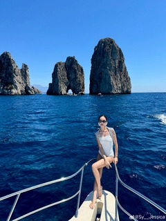 Jessica Jung feet photo thumbnail