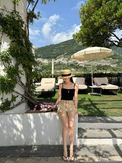 Jessica Jung feet photo thumbnail