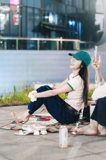 Jessica Jung feet photo thumbnail