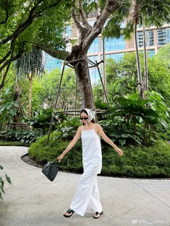 Jessica Jung feet photo thumbnail