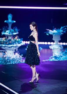 Jessica Jung feet photo thumbnail