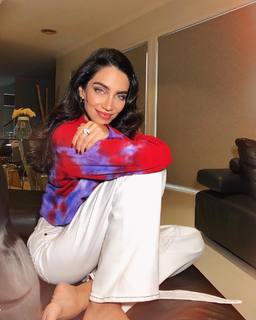 Jessica Kahawaty feet photo 6