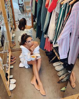 Jessica Kahawaty feet photo 5