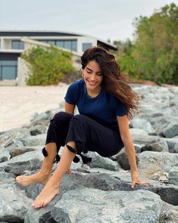 Jessica Kahawaty feet photo 6