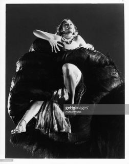 Jessica Lange feet photo thumbnail