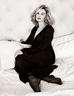 Jessica Lange feet photo thumbnail