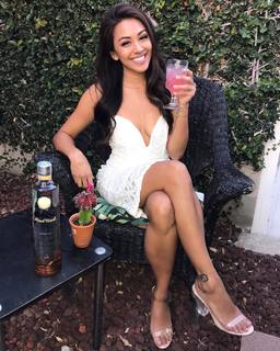 Jessica Lesaca feet photo 3