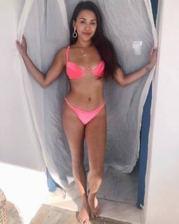 Jessica Lesaca feet photo 8