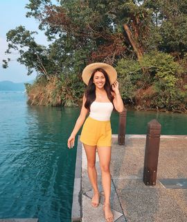 Jessica Lesaca feet photo 2