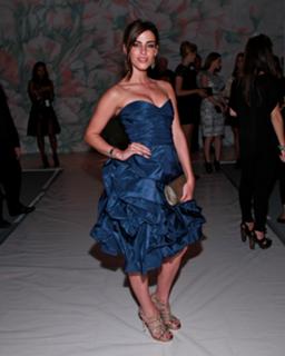 Jessica Lowndes feet photo thumbnail
