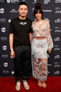 Jessica Lowndes feet photo thumbnail