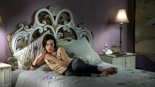 Jessica Lowndes feet photo thumbnail