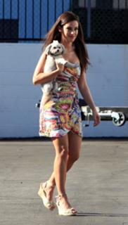 Jessica Lowndes feet photo thumbnail