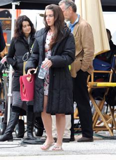 Jessica Lowndes feet photo thumbnail