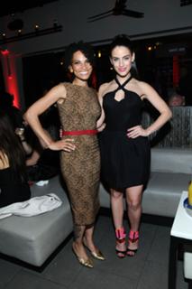 Jessica Lowndes feet photo thumbnail