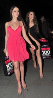 Jessica Lowndes feet photo thumbnail