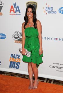 Jessica Lowndes feet photo thumbnail