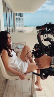 Jessica Lowndes feet photo thumbnail