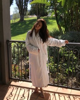 Jessica Lu feet photo 2